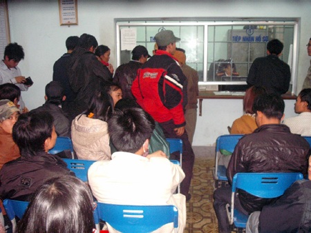 Đổ xô làm hộ chiếu sau Tết - 4