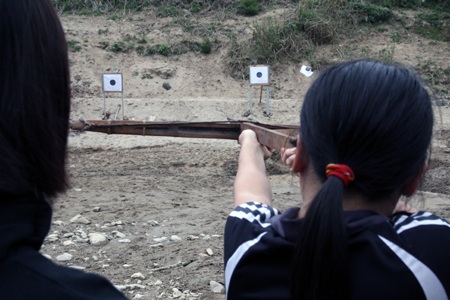 Tưng bừng hội thi bắn nỏ tại Lễ hội Đền Vạn  - 12