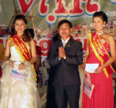 Duyên dáng người đẹp Đền Vạn - 21