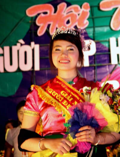 Mùa xuân trẩy hội thẳm Bua  - 14