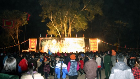 Đêm hoa đăng trên dòng Sông Lam  - 12