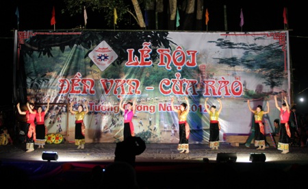 Đêm hoa đăng trên dòng Sông Lam  - 14