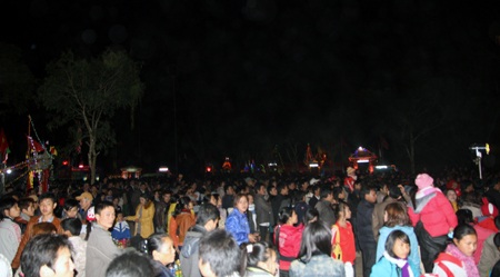 Đêm hoa đăng trên dòng Sông Lam  - 17