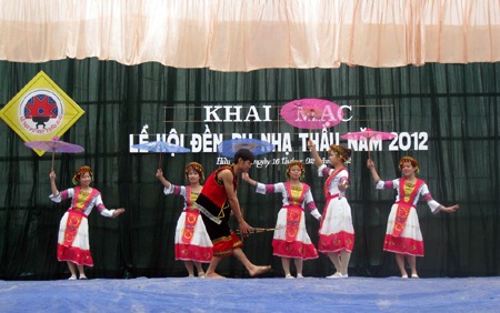 Núi Mẹ già mở hội  - 7