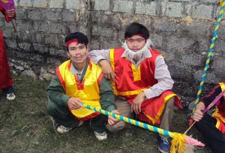 Khai hội Đền Hoàng  - 5