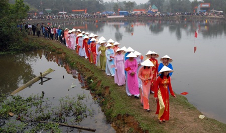 Khai hội Đền Hoàng  - 7