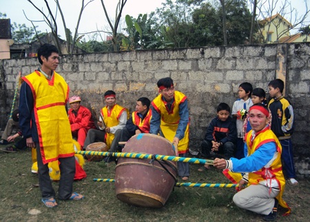 Khai hội Đền Hoàng  - 2