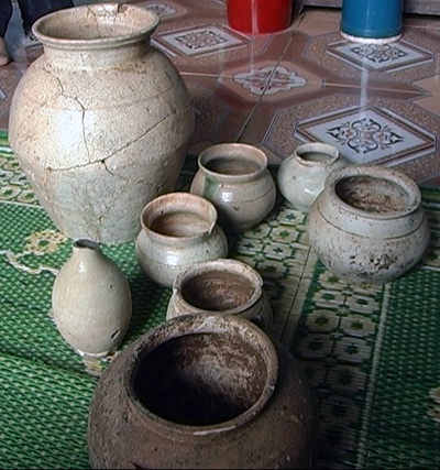 Vận động nhân dân cung tiến cổ vật  - 1