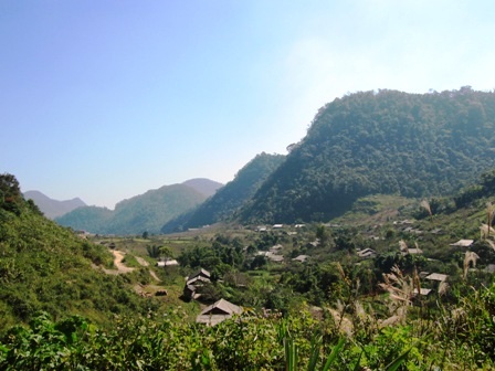 Ghen tuông, chồng chém vợ tử vong - 1