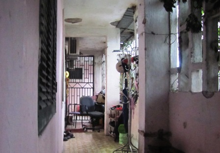 Vận chuyển ma túy, chống đối cảnh sát bằng lựu đạn - 1