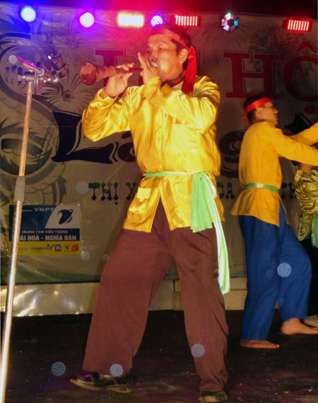 Tưng bừng lễ hội Làng Vạc 