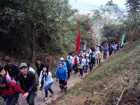 Linh thiêng Lễ hội Chín Mường