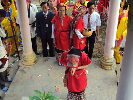 Linh thiêng Lễ hội Chín Mường