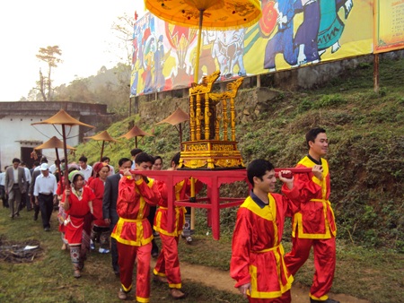 Linh thiêng Lễ hội Chín Mường