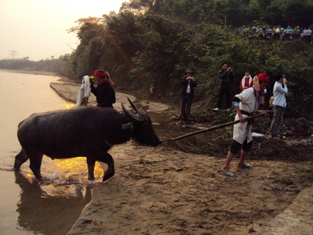 Linh thiêng Lễ hội Chín Mường