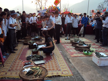 Linh thiêng Lễ hội Chín Mường