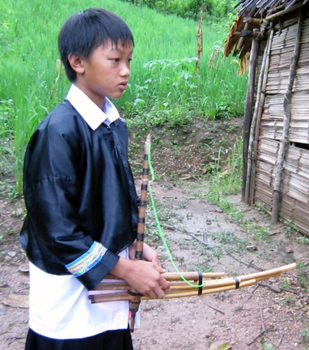 Vũ điệu khèn Mông vang vọng khắp núi rừng