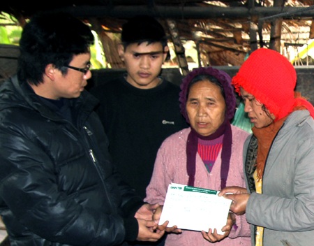 Hơn 11 triệu đồng tiếp tục đến với bà Nguyễn Thị Bình