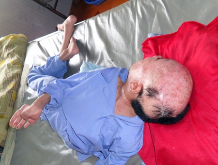 Vui cùng trẻ khuyết tật tại Trung tâm 19-3