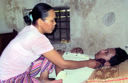 Nước mắt vẫn rơi một năm sau thảm họa Lèn Cờ