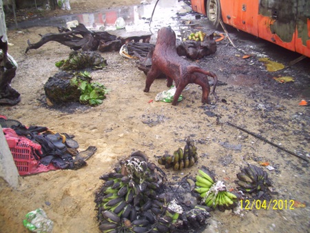 Xe khách 2 lần bốc cháy dữ dội trên QL1A