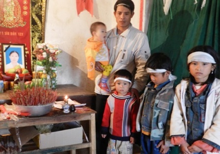 Phê bình y, bác sỹ trong vụ việc tử vong sau tiêm thuốc kháng sinh