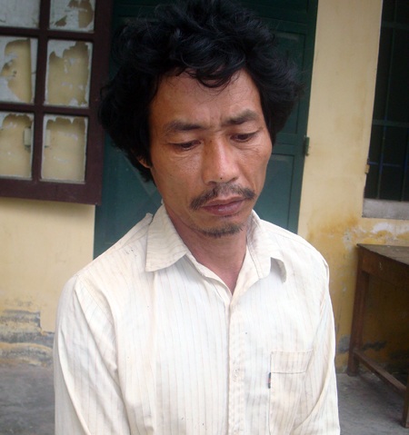 4 cha con chém chết hàng xóm sa lưới