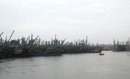 Chìm thuyền thúng, 1 người chết, 2 người được cứu sống