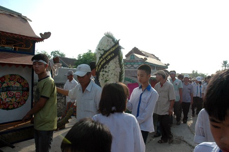 Tìm thấy thi thể hai nữ sinh chết đuối