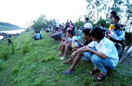 Tìm thấy thi thể hai nữ sinh chết đuối