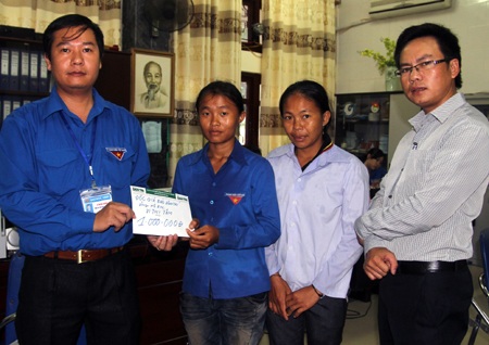 Mọi thứ đều lạ lẫm, xa lạ và khác với ở miền quê...