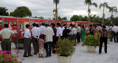 cùng nhiều thành phần khác nhau...