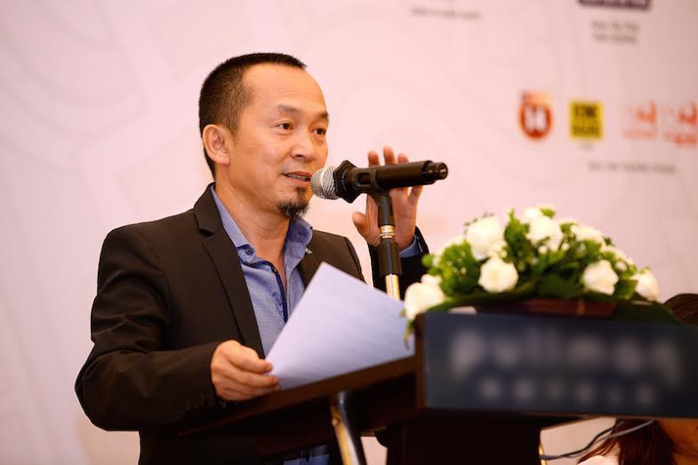 Nhạc sỹ Nguyễn Quốc Trung phát biểu tại cuộc họp báo Nhạc sỹ Nguyễn Quốc Trung phát biểu tại cuộc họp báo