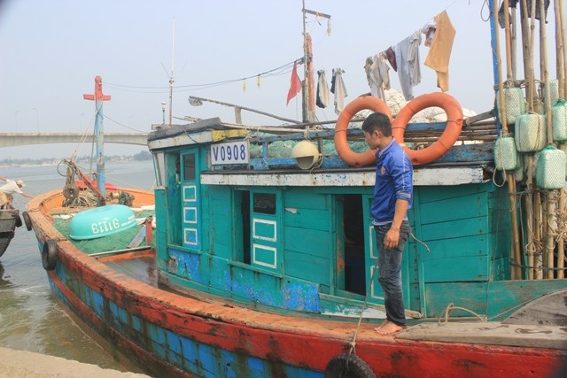 Ngư dân 4 tỉnh miền Trung được hỗ trợ vay vốn ngân hàng để đóng tàu cá công suất lớn hơn (Ảnh minh họa: Đăng Đức).