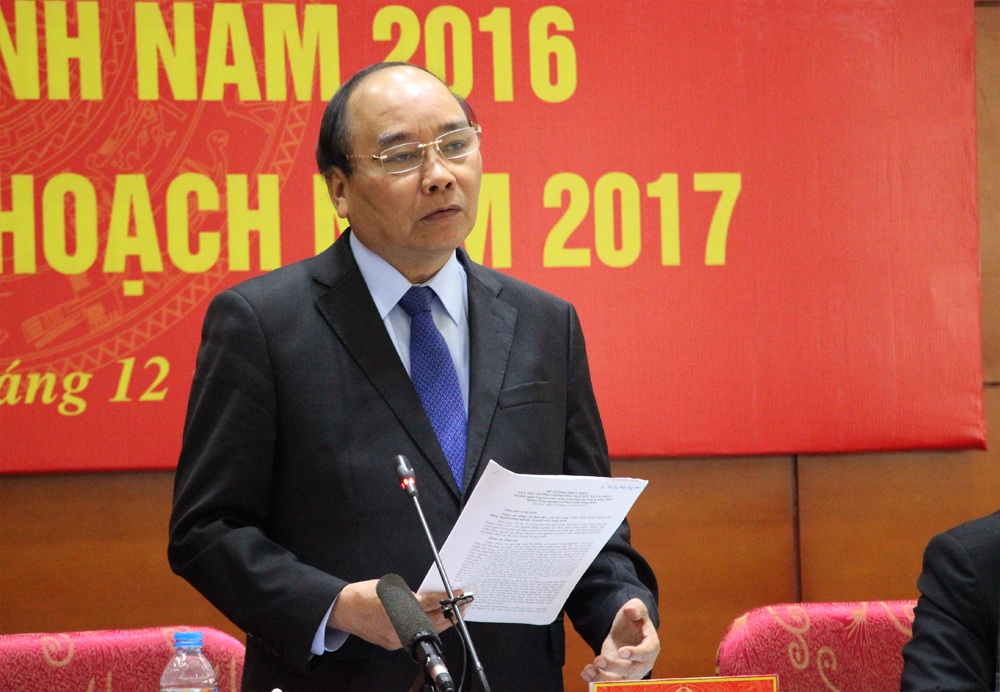 Thủ tướng: Cần bãi bỏ những chính sách kìm hãm nông nghiệp phát triển - 3
Thủ tướng Nguyễn Xuân Phúc: Không được để người dân vùng chịu ảnh hưởng thiên tai không có Tết.