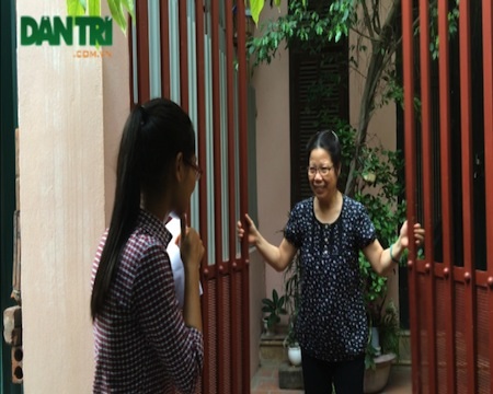 Người Hà Nội dọn nhà cho sỹ tử ở trọ miễn phí