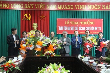 Khen thưởng ban chuyên án đã phá thành công vụ án ma túy lớn