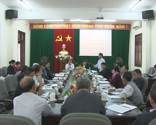 Hỗ trợ 2,5 tỷ đồng cho dân toàn huyện... đi họp - 1 Trong các cuộc họp, huyện Kỳ Anh luôn quán triệt nội dung về việc chế độ cho người dân đi họp