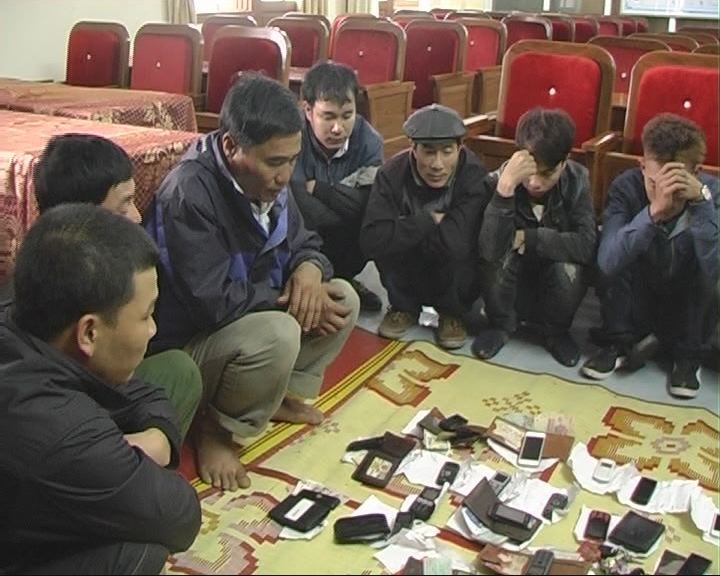 Các đối tượng bị bắt tại trận