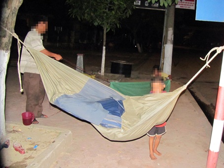 Phát hiện người ăn xin báo ngay cho chính quyền