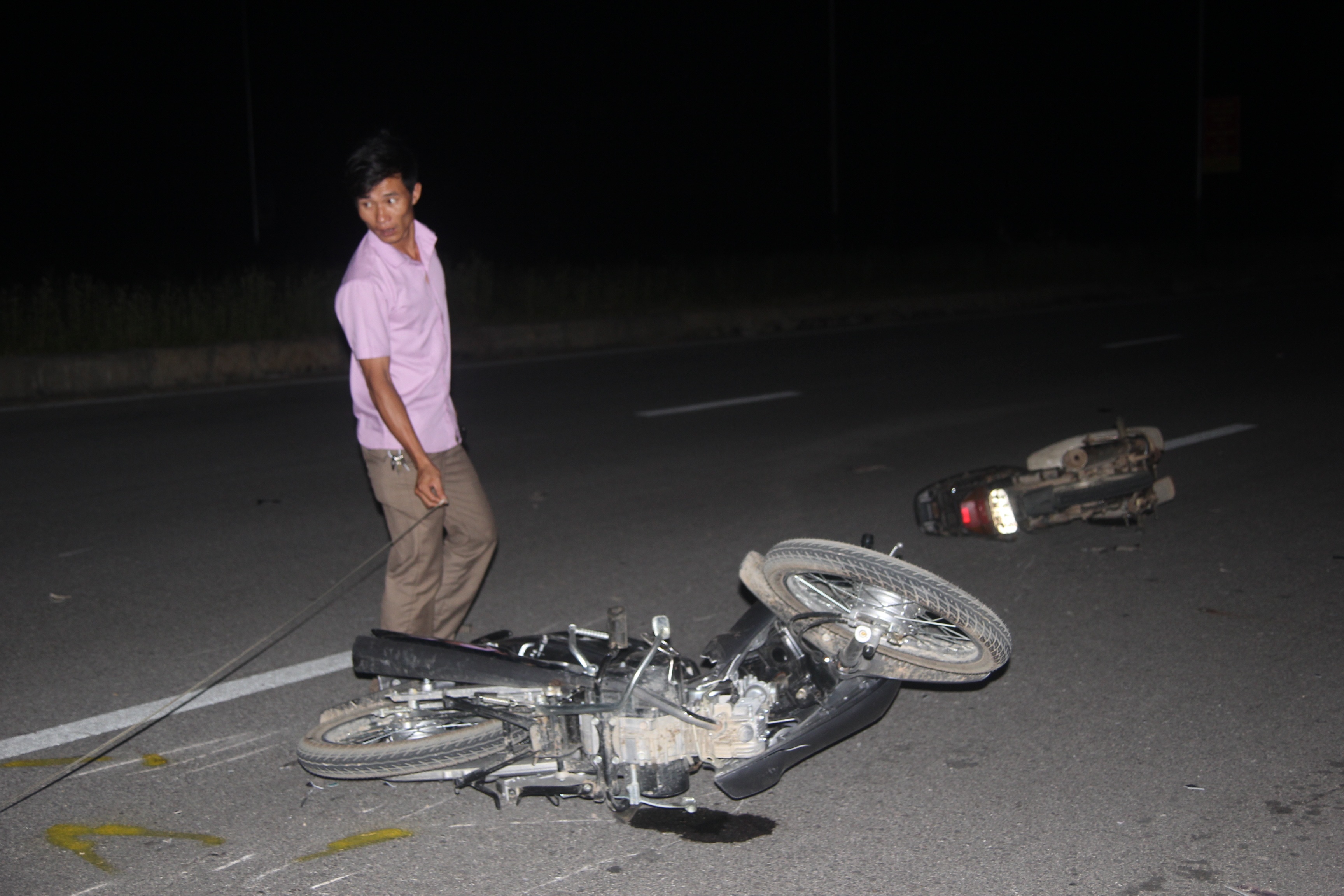 Hiện trường vụ tai nạn làm 3 người nhập viện trong tình trạng nguy kịch