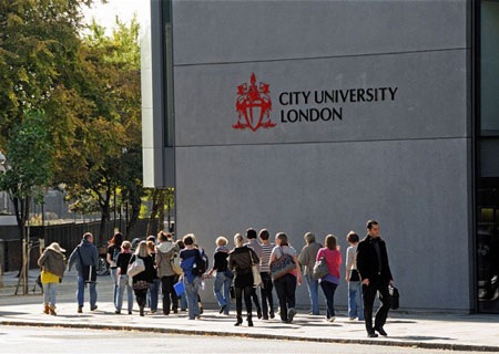 Gặp gỡ đại diện tuyển sinh Đại học City London, UK - 2 Truyền thống & Chất lượng: