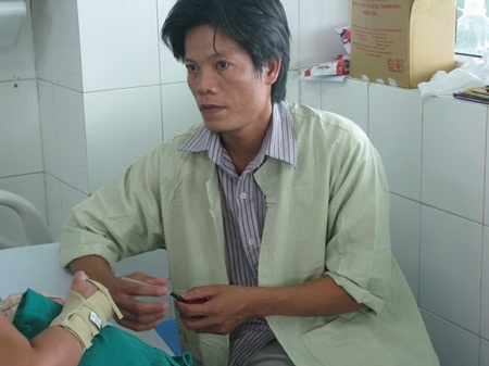 Anh Luân lo lắng rồi đây không biết lấy tiền đâu để lo cho con