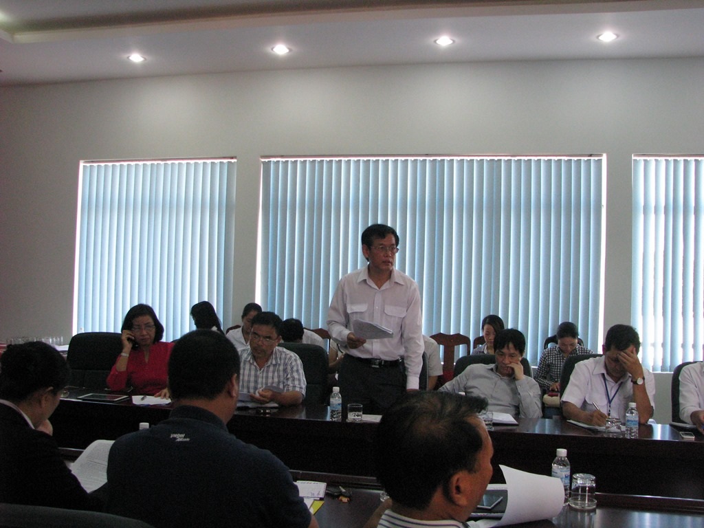 Quang cảnh buổi họp