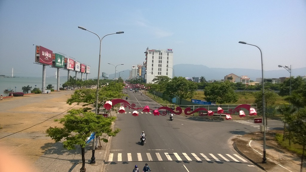 “Cháy” phòng, giá cũng “đội” theo dịp lễ pháo hoa quốc tế - 1 Nhiều khách sạn đã hết phòng