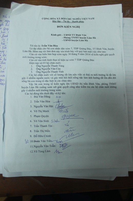 Đơn kiến nghị của 24 hộ dân xóm 7, Quảng Đức, thị trấn
Đinh Văn (Lâm Hà)