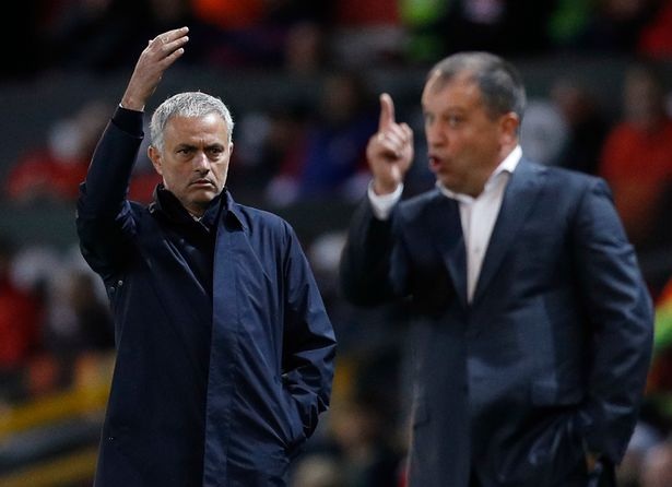 Mourinho: “MU đang bị đầu độc” - 1 HLV Mourinho phàn nàn về lịch thi đấu