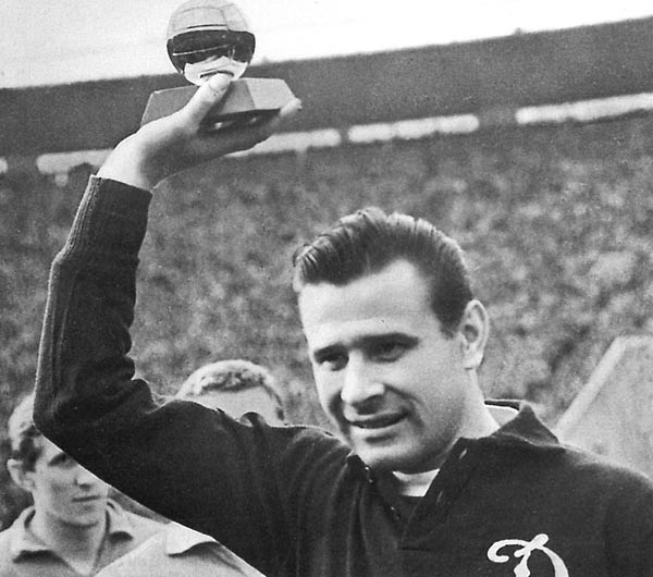 Đội hình vĩ đại nhất lịch sử của cố huyền thoại Johan Cruyff - 2 Lev Yashin, thủ môn vĩ đại nhất lịch sử bóng đá thế giới
