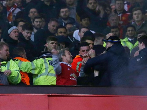 Mourinho gửi thông điệp tới CĐV trước đại chiến gặp Liverpool - 1 HLV Mourinho kêu gọi CĐV MU và CĐV Liverpool chơi đẹp ở cuộc đại chiến vào đêm nay