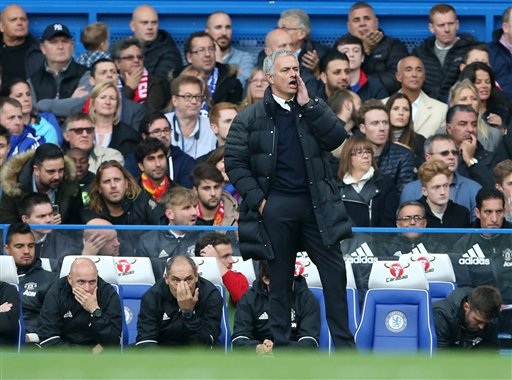 MU thua thảm trước Chelsea: Mourinho đã hết thời? - 1 Phải chăng Mourinho đã hết thời?